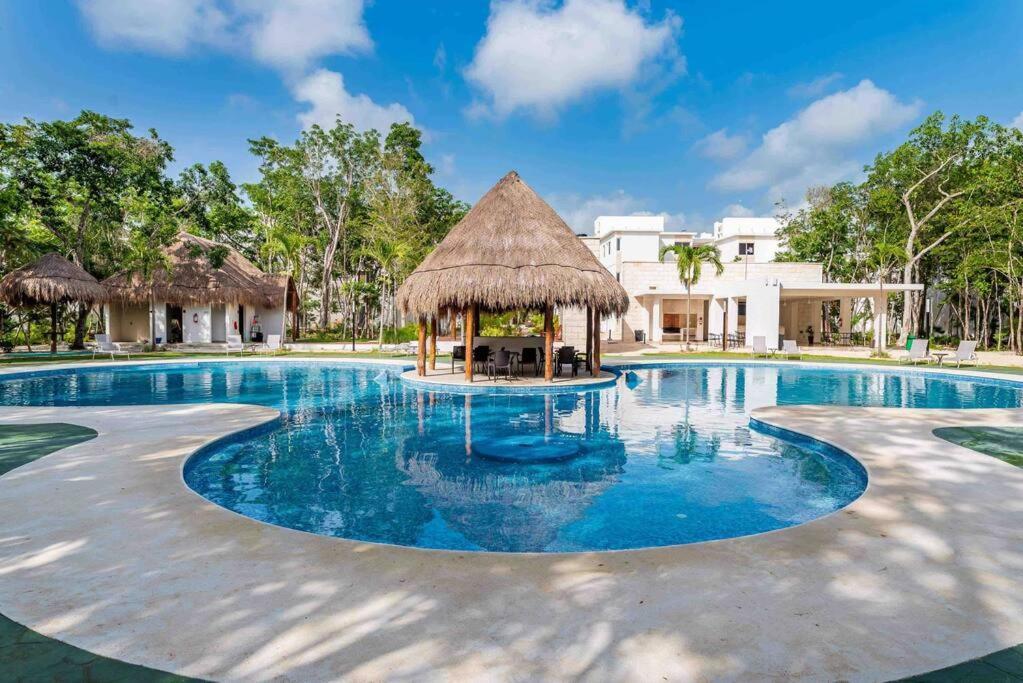 Lovely Cozy Apt W/Pool 2 Bedrooms. Great Location! プエルト・モレロス エクステリア 写真