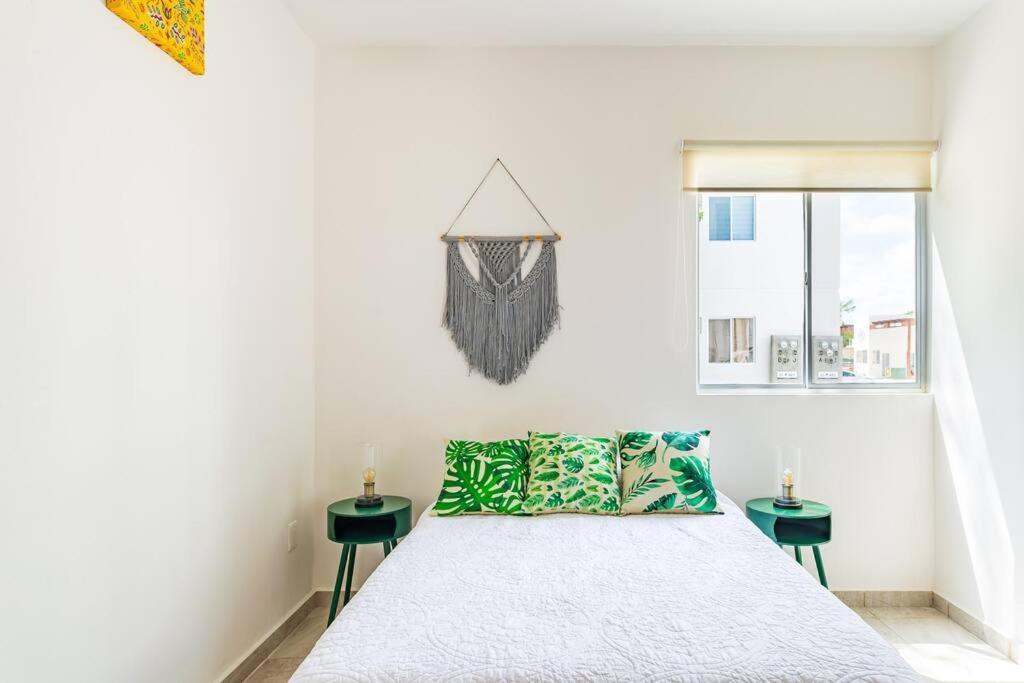 Lovely Cozy Apt W/Pool 2 Bedrooms. Great Location! プエルト・モレロス エクステリア 写真